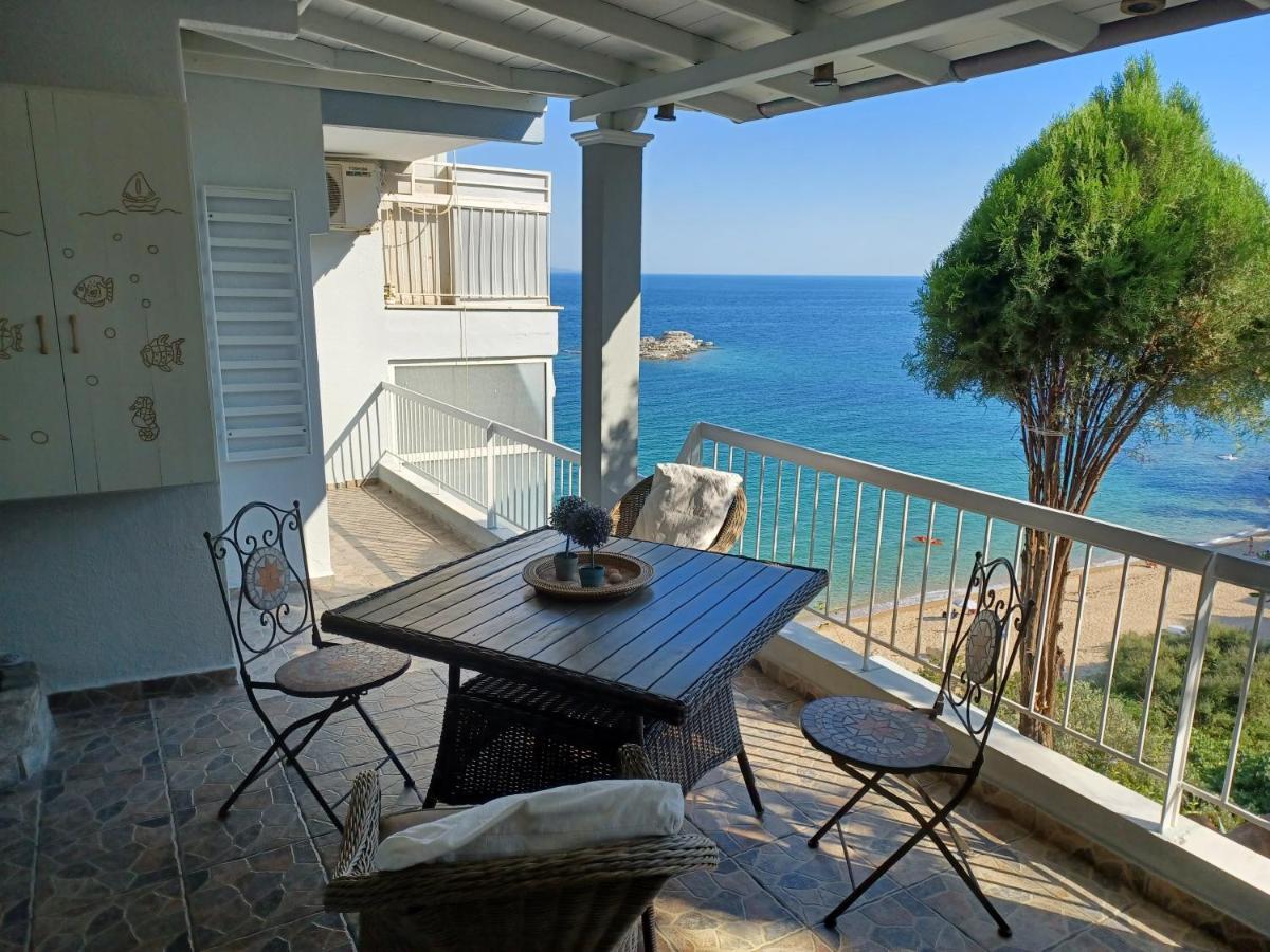 Balcony By The Sea Apartment Palaiontsiflikion Luaran gambar